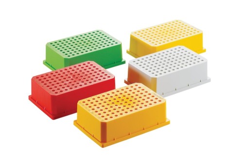 Statyw do PCR Eppendorf PCR-Rack, 10 szt. (po 2 w każdym kolorze), możliwość stawiania jeden na drugim