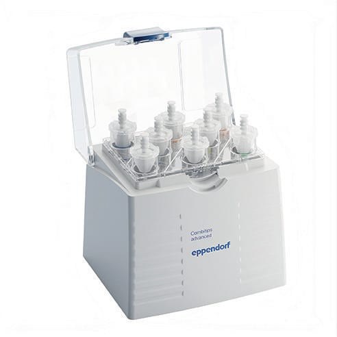 Combitips® advanced Box 2.0, puste pudełko na 8 Combitips® advanced (0,1 – 10 mL), Eppendorf Quality, Autoklawowalne w 121 °C (20 min.)
